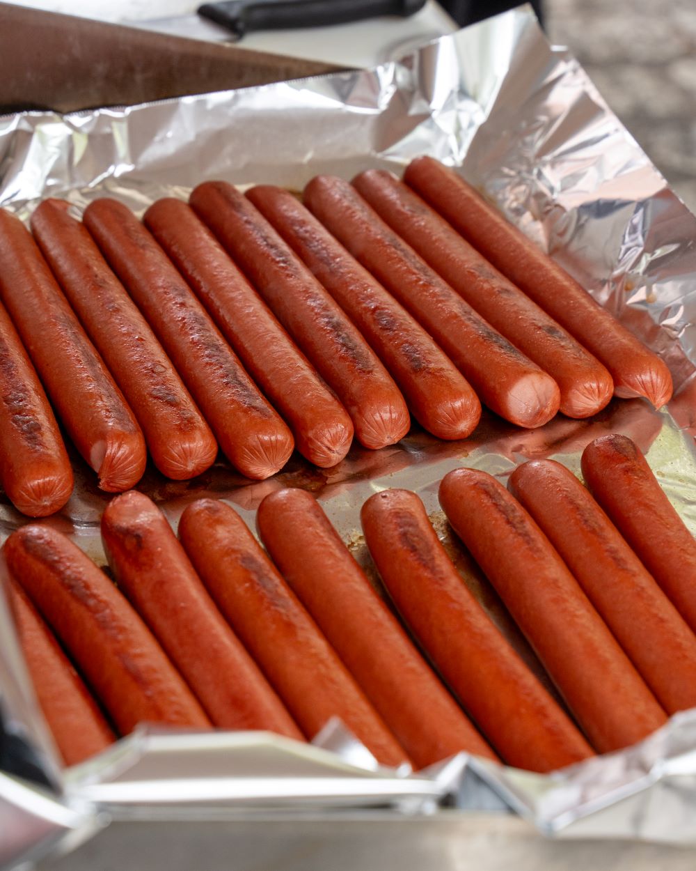 Snap-O-Razzo Introduces ‘The Big Sexy Dog’ – A Premium, Naturally Smoked Evolution of the Classic Large-Format Hot Dog