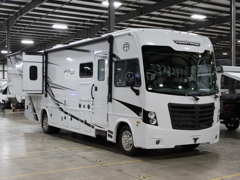 Quality Motorhomes, Rentals, and RV Services Available at Motorhomes 2 Go